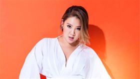 星二代鄭欣宜臉書PO影　自爆摔斷腳住院　哽咽怕影響表演（鄭欣宜／翻攝自鄭欣宜 Joyce Cheng 臉書）