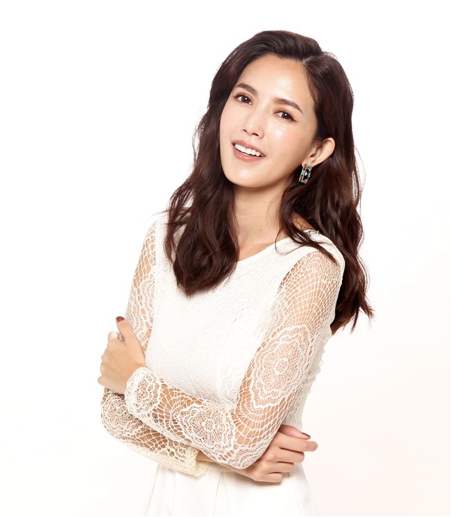 許萌希（拐拐）首次接受三立新聞網獨家專訪。（記者邱榮吉/攝影）