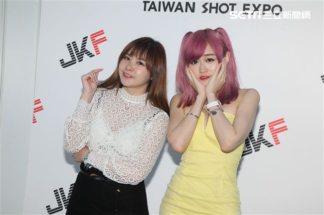 電影女神箐箐vs女神美學攝影戴群芳合推《箐動你的心》獨家專訪。（記者邱榮吉/攝影）