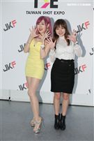 電影女神箐箐vs女神美學攝影戴群芳合推《箐動你的心》獨家專訪。（記者邱榮吉/攝影）