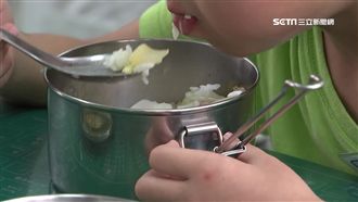 北市國小童吃餿水　教育局開罰廠商並停餐