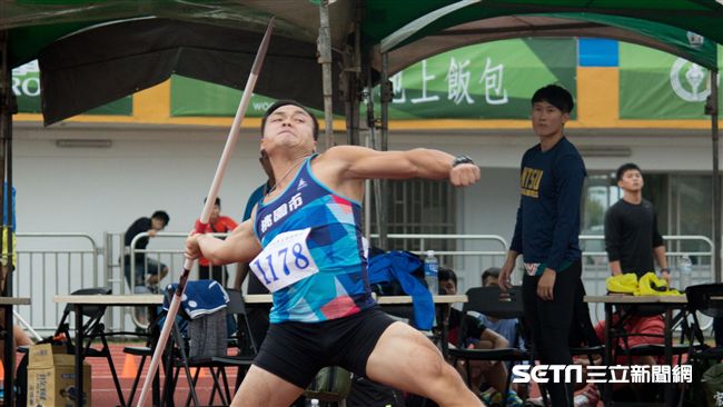 台灣第一人　鄭兆村受邀年度頒獎典禮