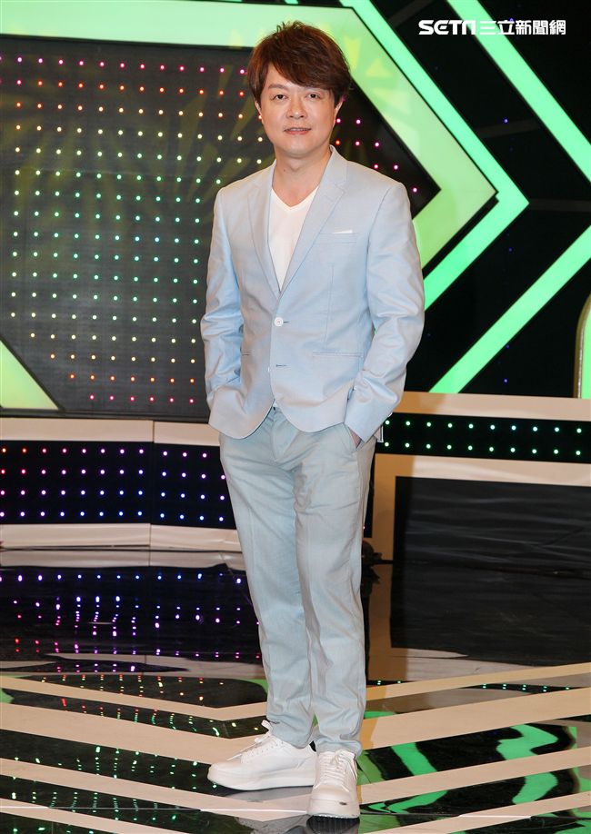 翁立友。（記者邱榮吉/攝影）