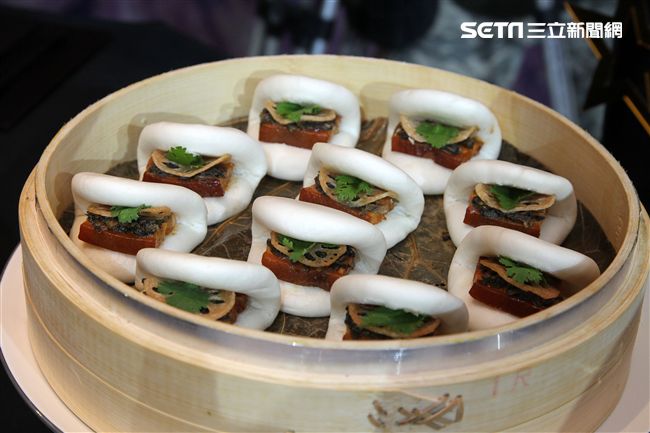 割包。（記者邱榮吉/攝影）