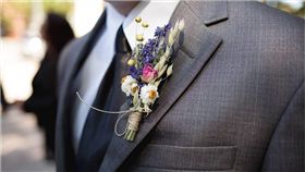 男友,伴郎,伴娘,牽手,結婚,女友,靠北男友,吃醋　圖／PIXABAY