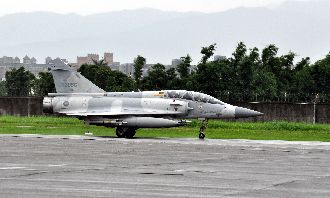 幻象兩千墜海　國防部抵達目標區救援