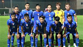 ▲中華男足今全隊輪番上陣，雖不敵卡達職業隊但拼戰精神可嘉。（圖／中華足協提供）