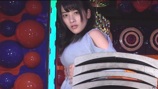歐派VS.瓦片！小隻馬挺G奶挑戰