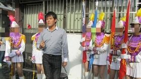 中華民國儀隊協會創會理事長雷曜任曾訓練中部地區多所學校的儀隊。翻攝自網站