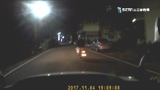 酒駕闖紅燈給警追　醉男咳嗽裝病大鬧