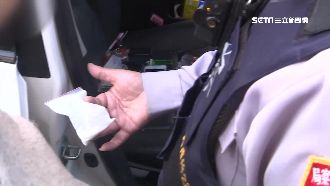 男「毒駕」睡死路中央　警救人變逮人