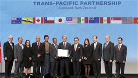 12國簽署TPP_美聯社