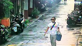 陳姓慣竊在信義區犯下10多起竊案，日前因通緝遭逮捕後，信義區竊案發生率頓時下降，警方才發現他被逮，遂前往監所借訊，全案訊後依竊盜罪函送法辦（翻攝畫面）