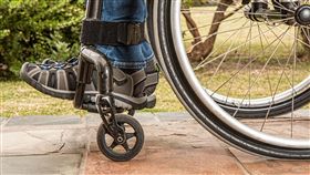 輪椅,癱瘓,殘廢
圖/翻攝自PIXABAY