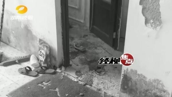 為偷手機和百元　竊賊與屋主搏鬥雙亡