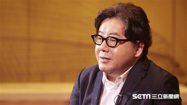 乃木坂強過AKB？製作人秋元康說…