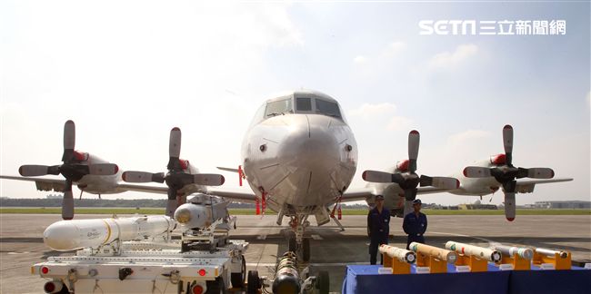 P3C反潛機全武力。〈記者邱榮吉/屏東拍攝〉