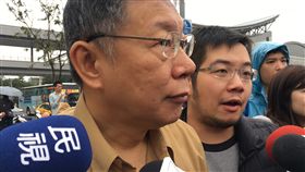 柯文哲赴南港區走讀 盧冠妃攝