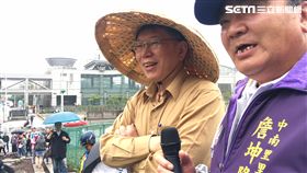 柯文哲走讀南港田園城市化身農夫 盧冠妃攝