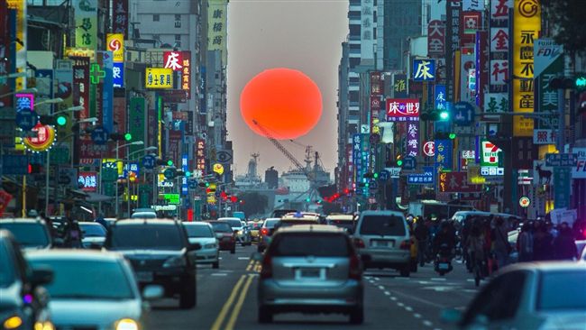 高雄青年路懸日最火紅　原因大公開