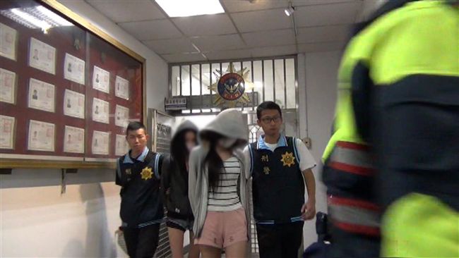 豬太太賣毒給警察　害老公兵工廠曝光