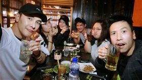 林心如PO出五人幫合體照。（圖／翻攝自林心如臉書）