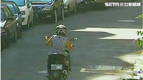 毛婦探病後騎兒子機車返家，未料事後卻因竊盜遭逮，警方調查後發現，毛婦機車鑰匙不但能發動，車牌數字亦同為「625」，連警方都直呼巧合（翻攝畫面）