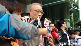 國民黨主席吳敦義11月14日前往支援八百壯士,李英婷攝