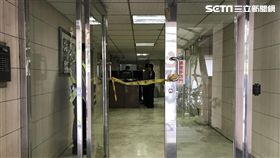 莊婦陳屍自家公寓廚房，警方懷疑是熟人所為，而且是為財殺人（翻攝畫面）