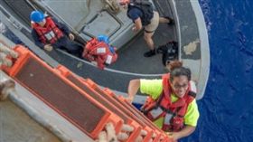 太平洋漂流5個月,台灣漁船救了兩個美籍女子（圖／翻攝自推特）
