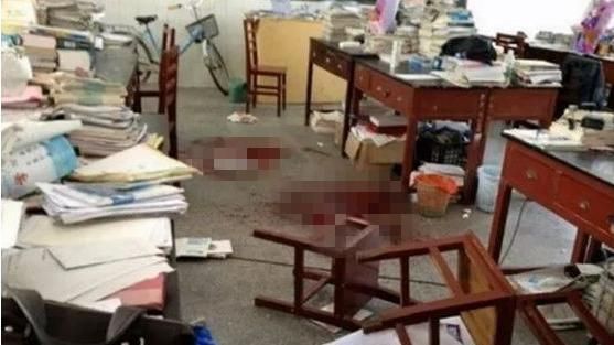 對他寄予厚望　師遭生「捅26刀」亡