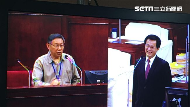 扛下卻遭盟友突襲？柯臉色沉重