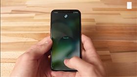 iPhone X Face ID 翻攝影片