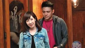 黃若薇遭直擊4富少名車接送/鏡週刊提供