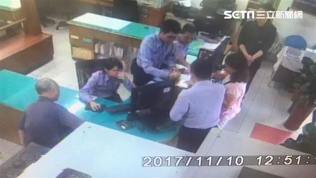 兒涉毒品遭擄走？警及時阻婦上當詐騙