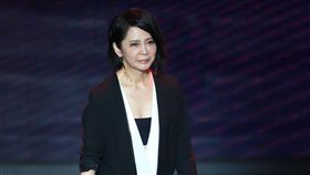 金鐘52　柴智屏擔任頒獎人第52屆金鐘獎頒獎典禮30日晚間在台北國父紀念館登場，製作人柴智屏（圖）以頒獎人身分現身舞台。中央社記者徐肇昌攝　106年9月30日