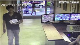 黃姓水電工在松山分局度過一晚後，今天在偵查隊長黃水願曉以大義後，終於突破黃嫌心防，進而坦承殺人罪行，警方訊後將他移送法辦（翻攝畫面）