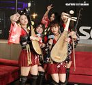 無双女子樂團上安安大明星直播。（記者邱榮吉/攝影）