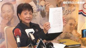 ▲中華奧會秘書長沈依婷召開記者會，反嗆吳經國。（圖／記者林辰彥攝影）