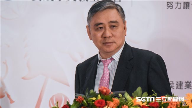 王文洋變百億保母　外孫萌照意外曝光