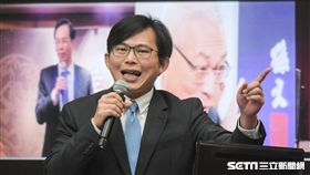 時代力量立委黃國昌於財政委員會質詢慶富獵雷艦案相關案情。 圖／記者林敬旻攝