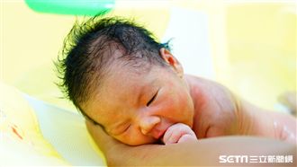 少子化／凍卵補助　能刺激生孩意願？