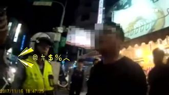 醉漢馬路亂攔車　警好心勸阻反遭毆打