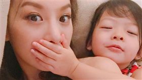 艾莉絲,梨梨（圖／翻攝自臉書）