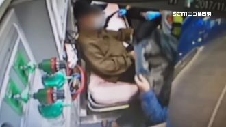 疑妻外遇　翁持鐵鎚砸死妻伴屍4小時