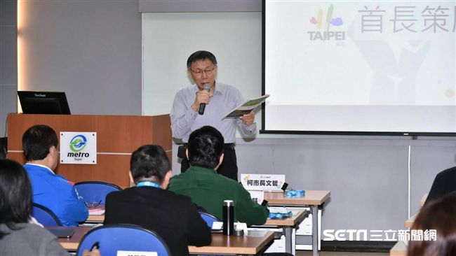 發重陽敬老金　柯：是直接買票