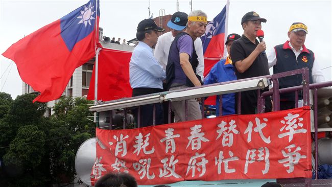 挺年改遭嗆　議員反擊：別拿選票威脅