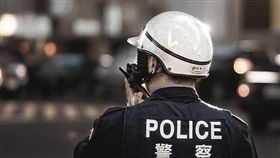 警察
flickr-Giant Humanitarian Robot