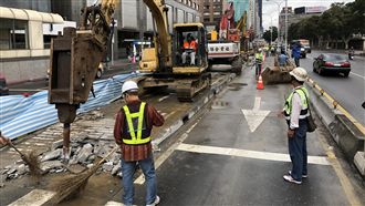 等了11年！柯P再拆北市公車專用道