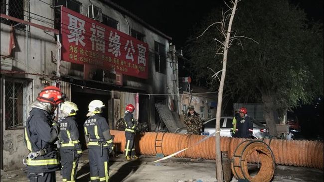 北京廉價公寓大火19死　疑似遭縱火